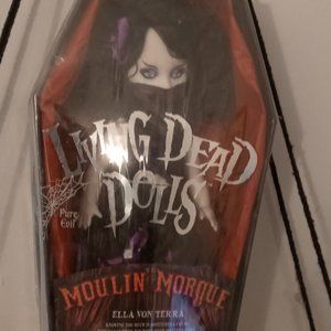 Living Dead Dolls Moulin Morgue